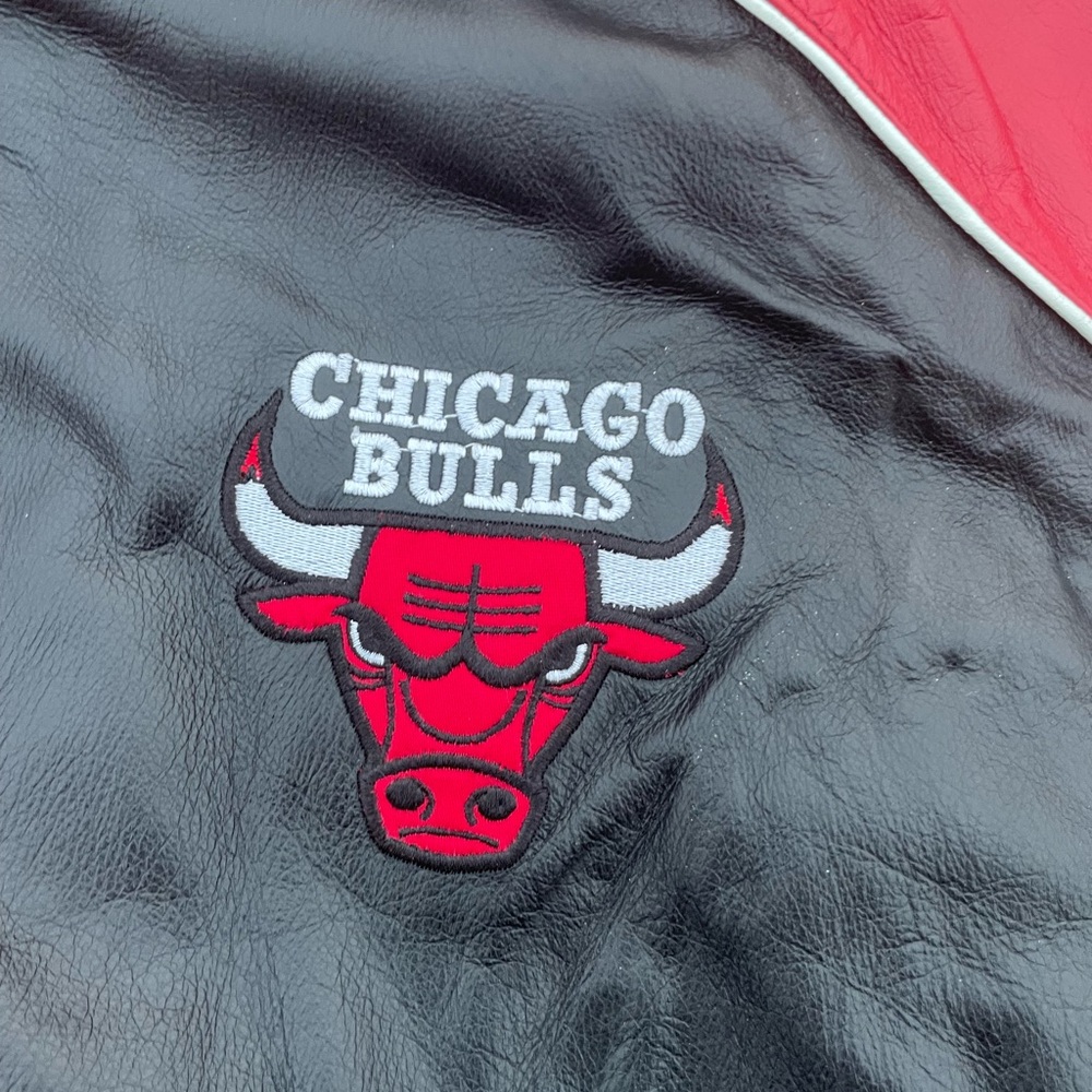 Vintage 90s Wilsons Leather Black and Red leather bulls pro player jacket